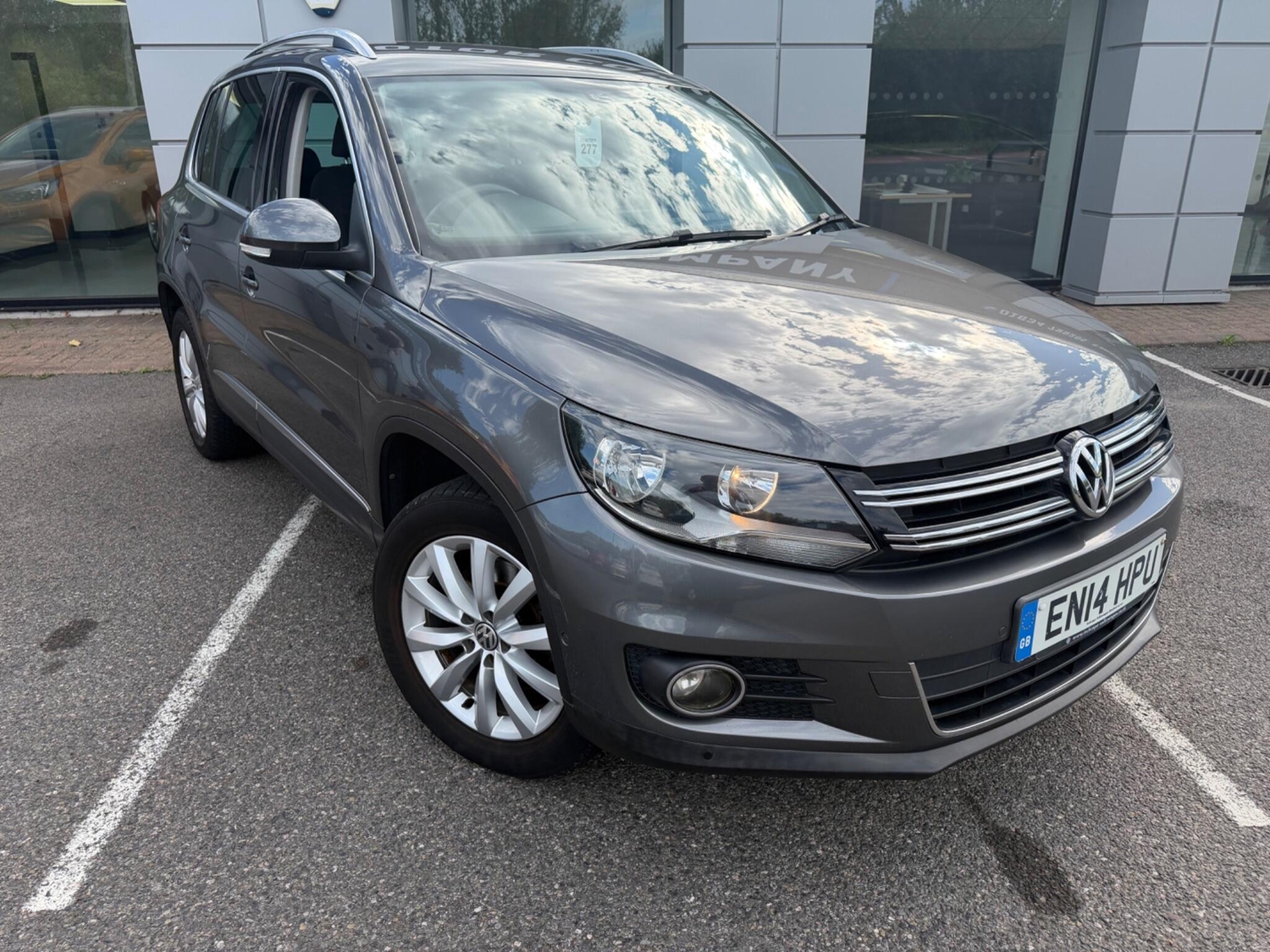 [ berth ]Volkswagen Tiguan