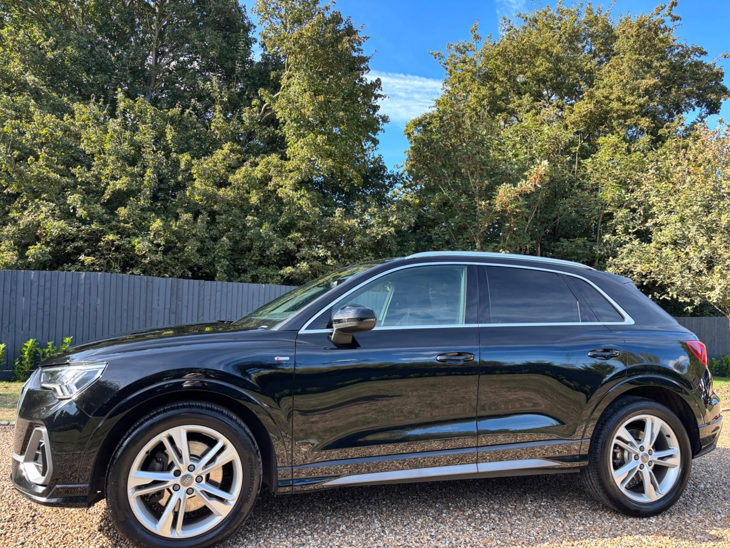 Audi Q3 2020 - Cars