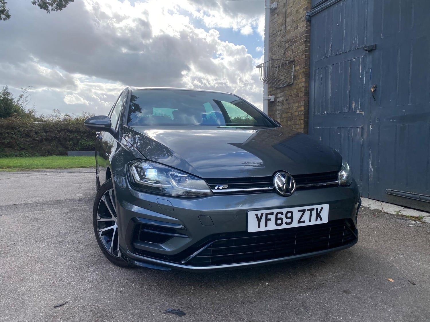[ berth ]Volkswagen Golf