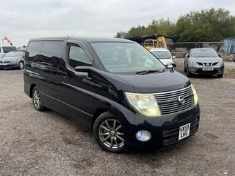 Nissan Elgrand 2010