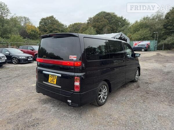 [ berth ]Nissan Elgrand