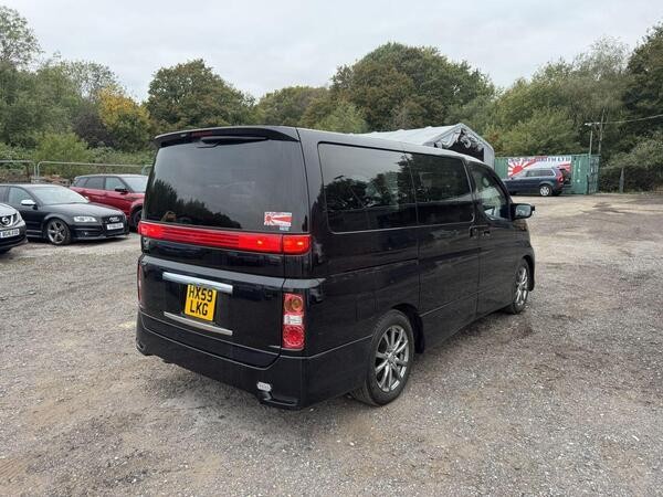 [ berth ]Nissan Elgrand