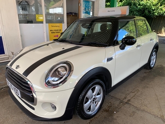 Mini Hatch 2020