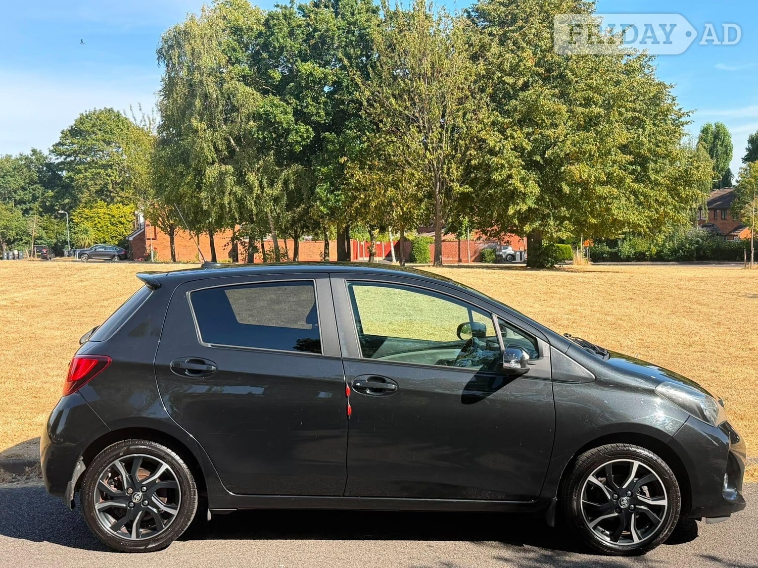 Toyota Yaris 2014 - Cars