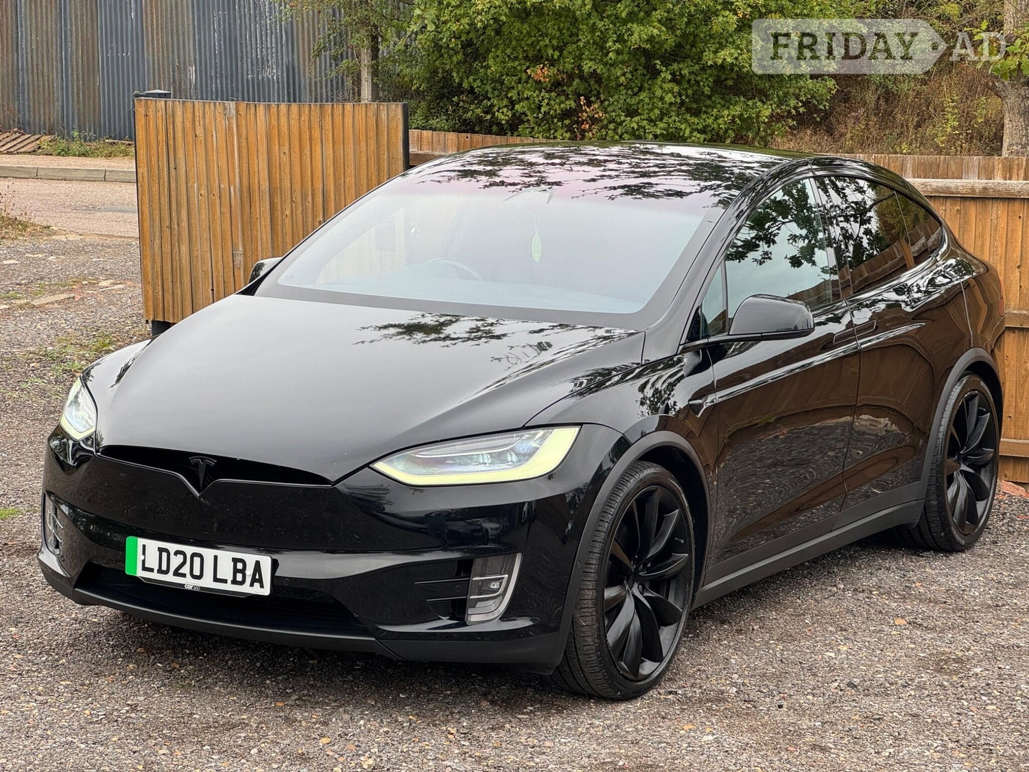 [ berth ]Tesla Model X