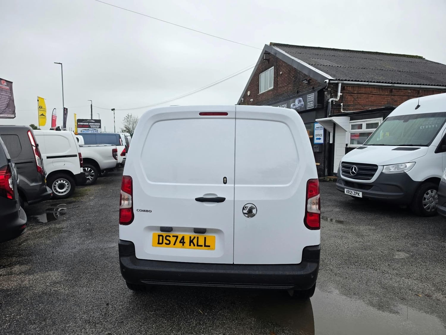 [ berth ]Vauxhall Combo