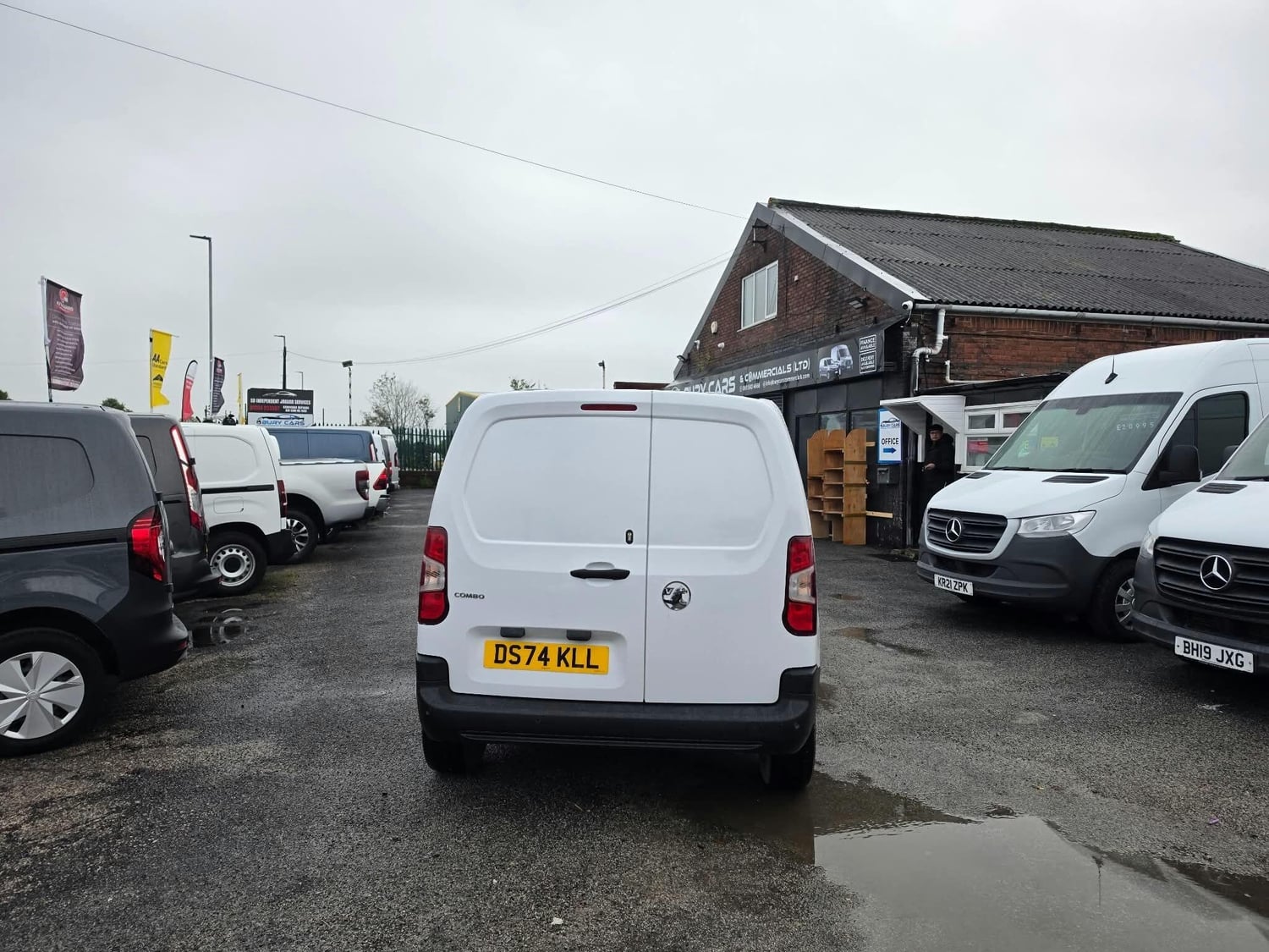 Vauxhall Combo 2024 - Vans & Commercial Vehicles
