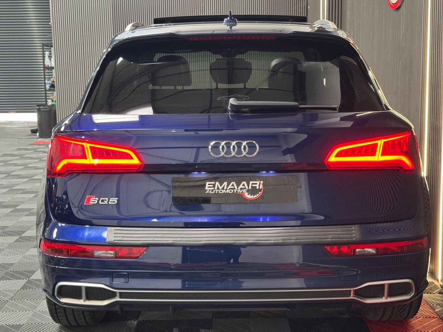 Audi SQ5 2018 - Cars