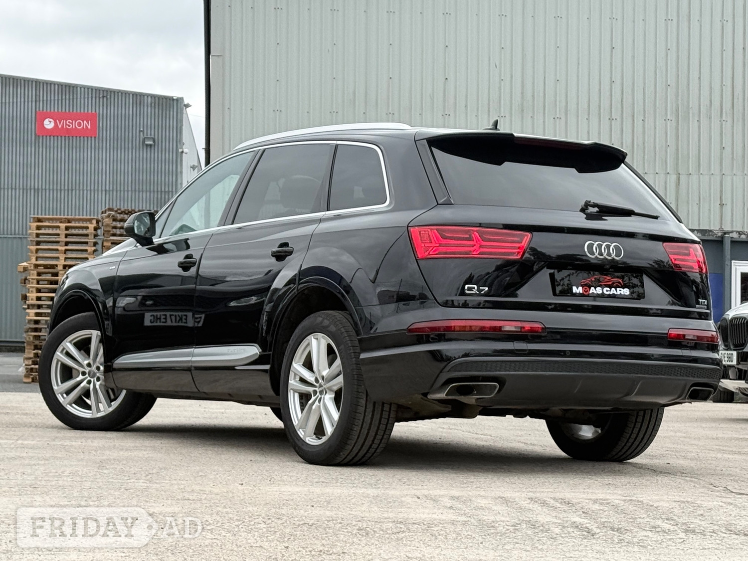 Audi Q7 Blackburn