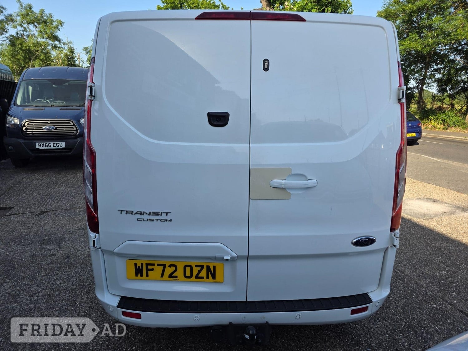 Ford Transit Custom 2022 - Vans & Commercial Vehicles