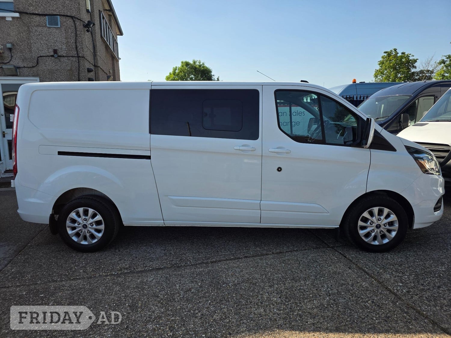 [ berth ]Ford Transit Custom