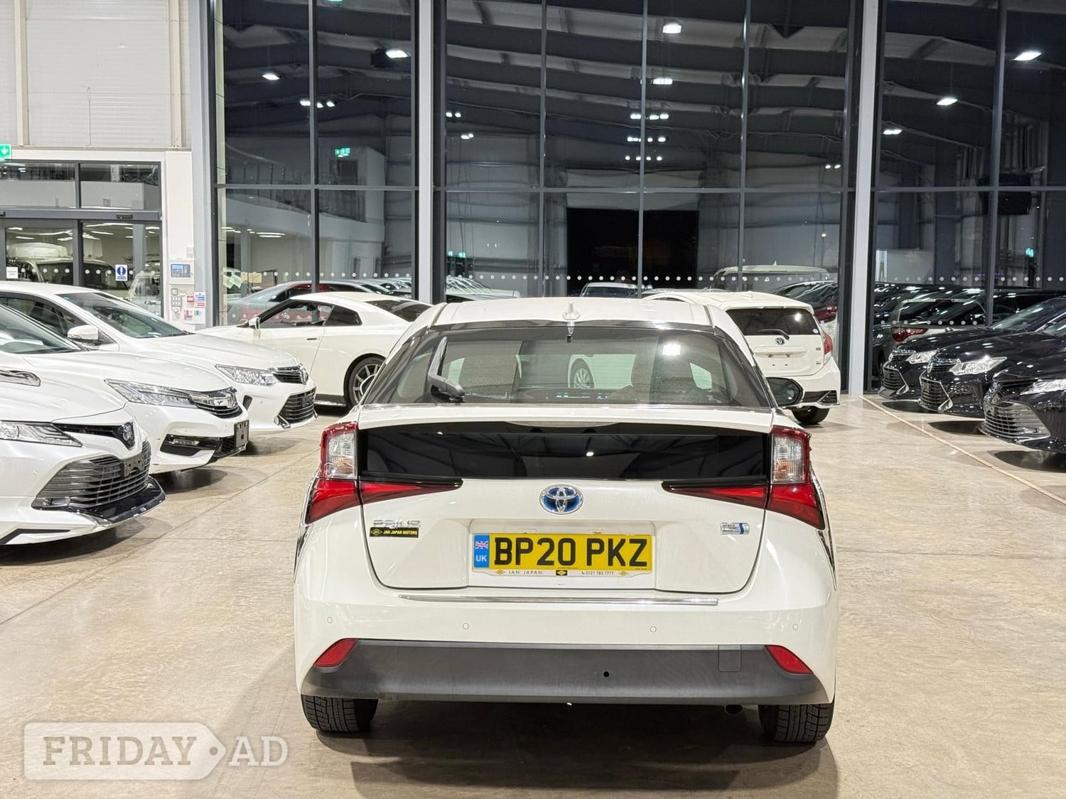 Toyota Prius 2020 - Cars in Reading