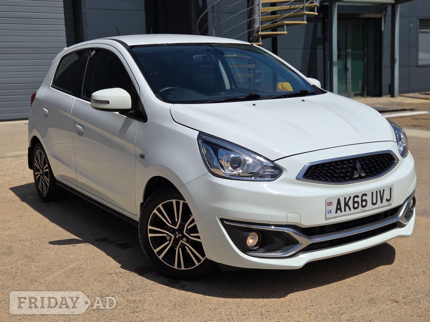 Mitsubishi Mirage 2017 in Slough