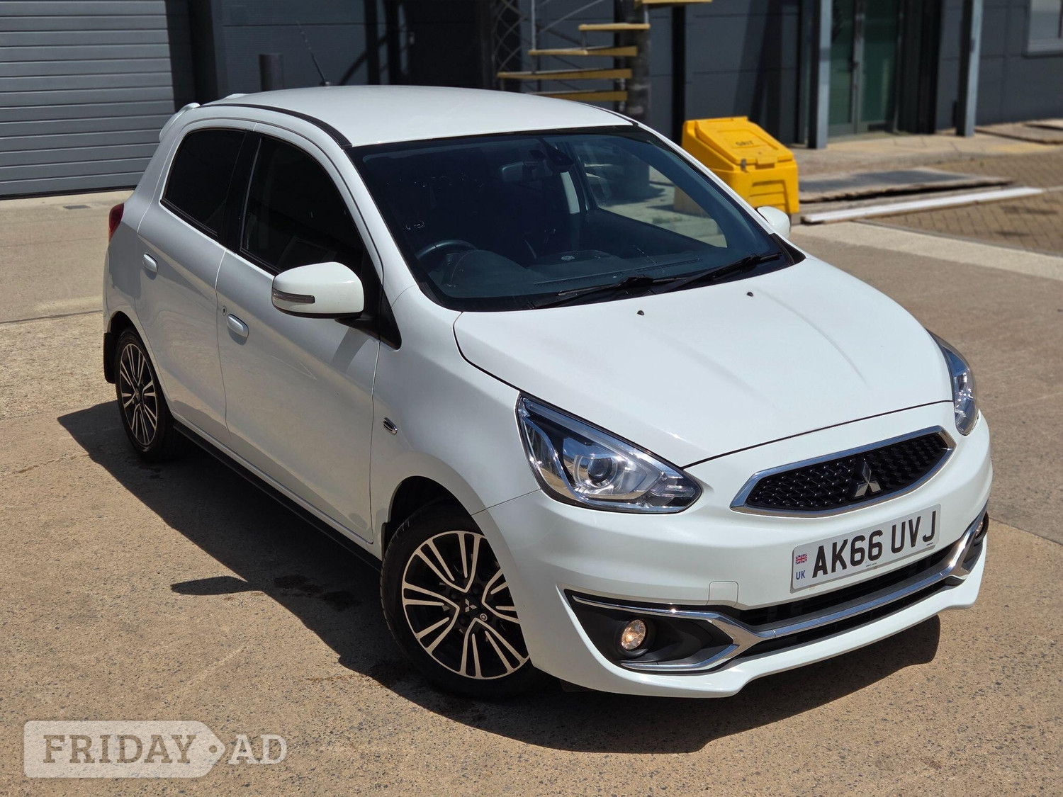 Mitsubishi Mirage 2017 - Cars