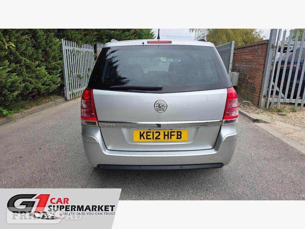 Vauxhall Zafira 2012 - Cars