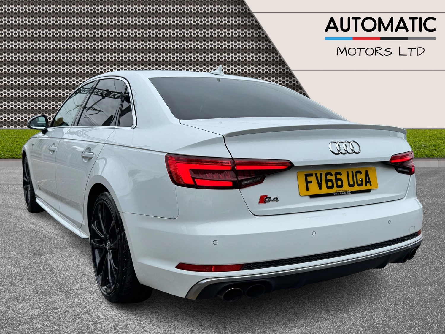 Audi S4 Hillingdon
