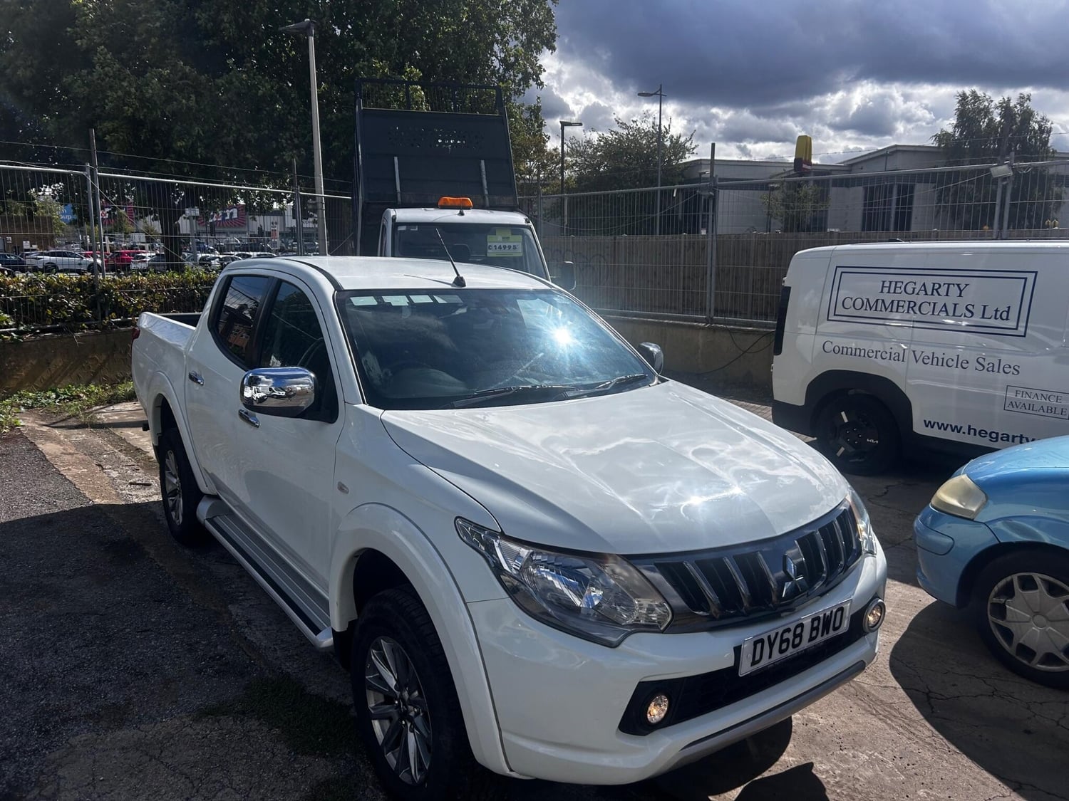 Mitsubishi L200 2018 - Vans & Commercial Vehicles