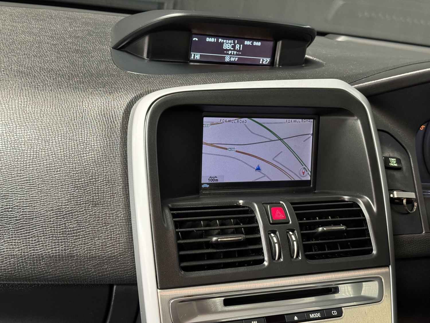 [ berth ]Volvo XC60