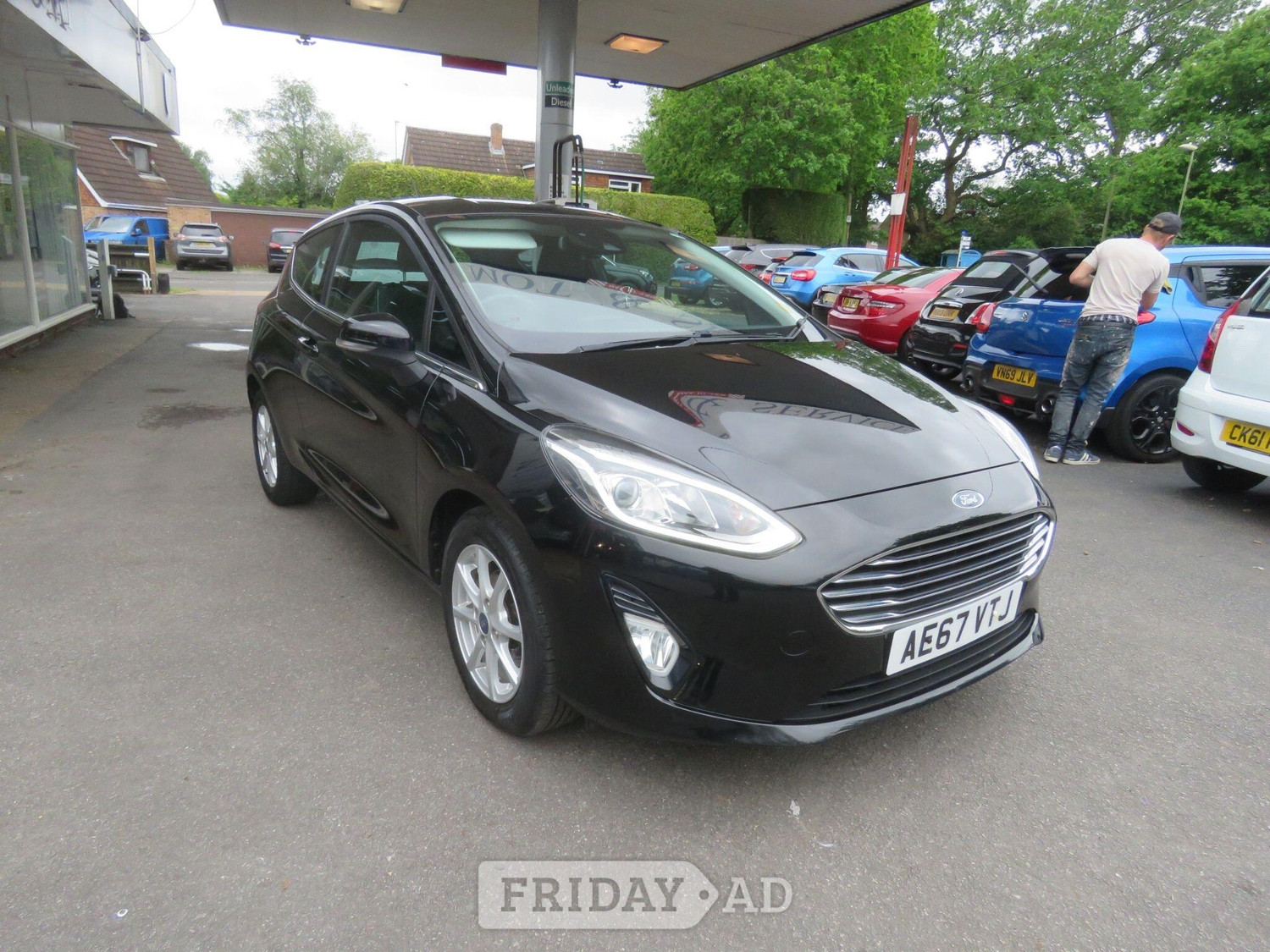 [ berth ]Ford Fiesta