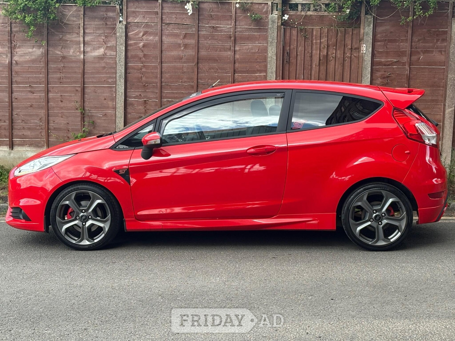 Ford Fiesta 2016 - Cars