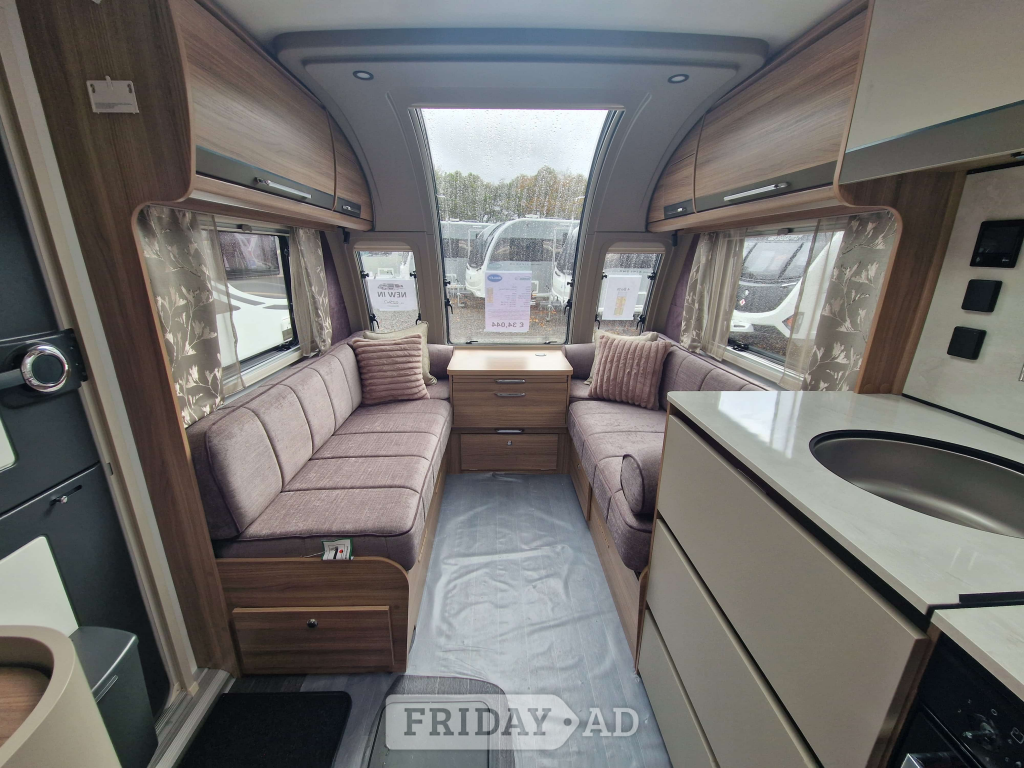 Bailey Unicorn Deluxe Cadiz 2026 - Motorhomes & Caravans in Highbridge