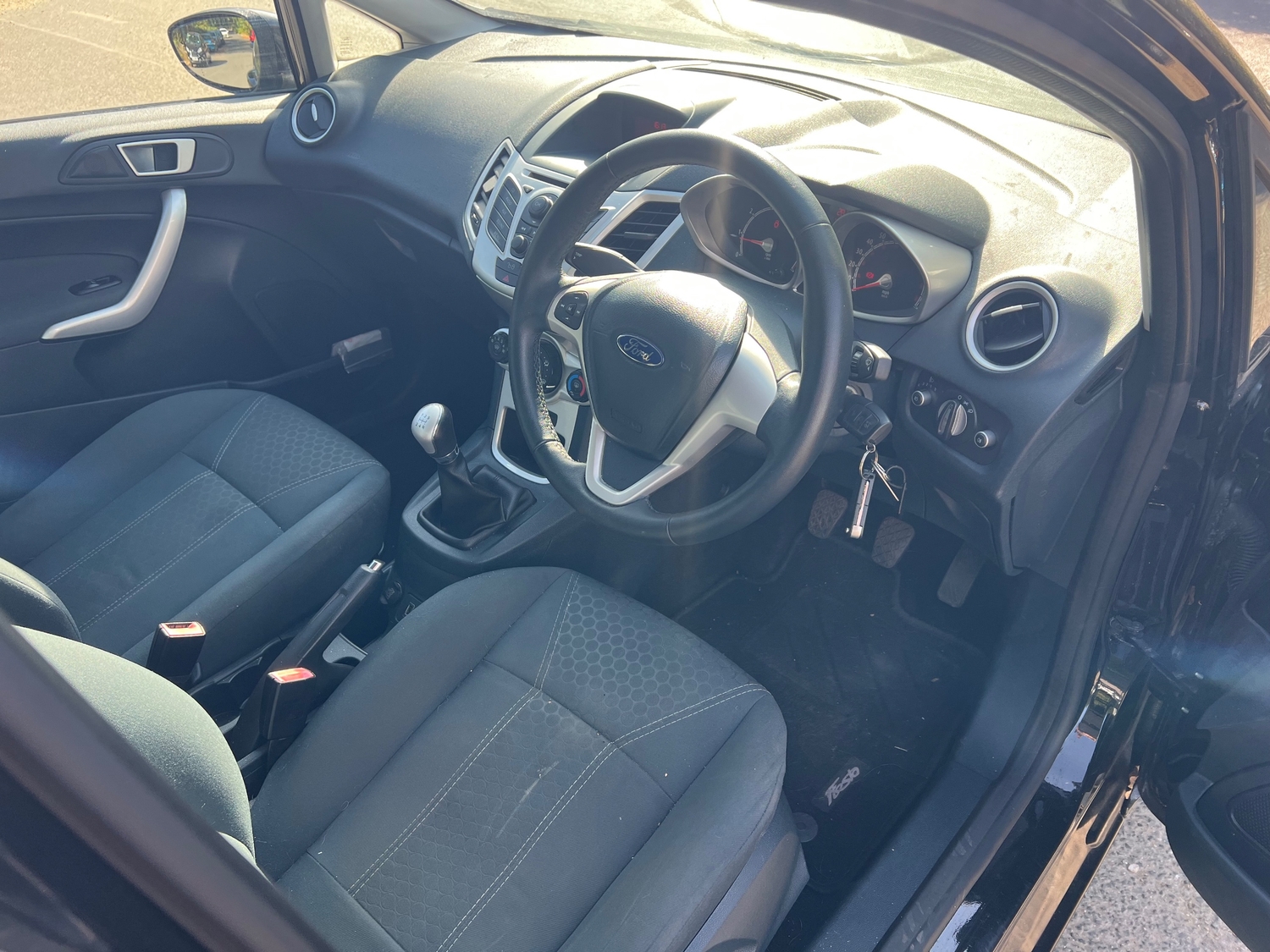Ford Fiesta 2012 - Cars
