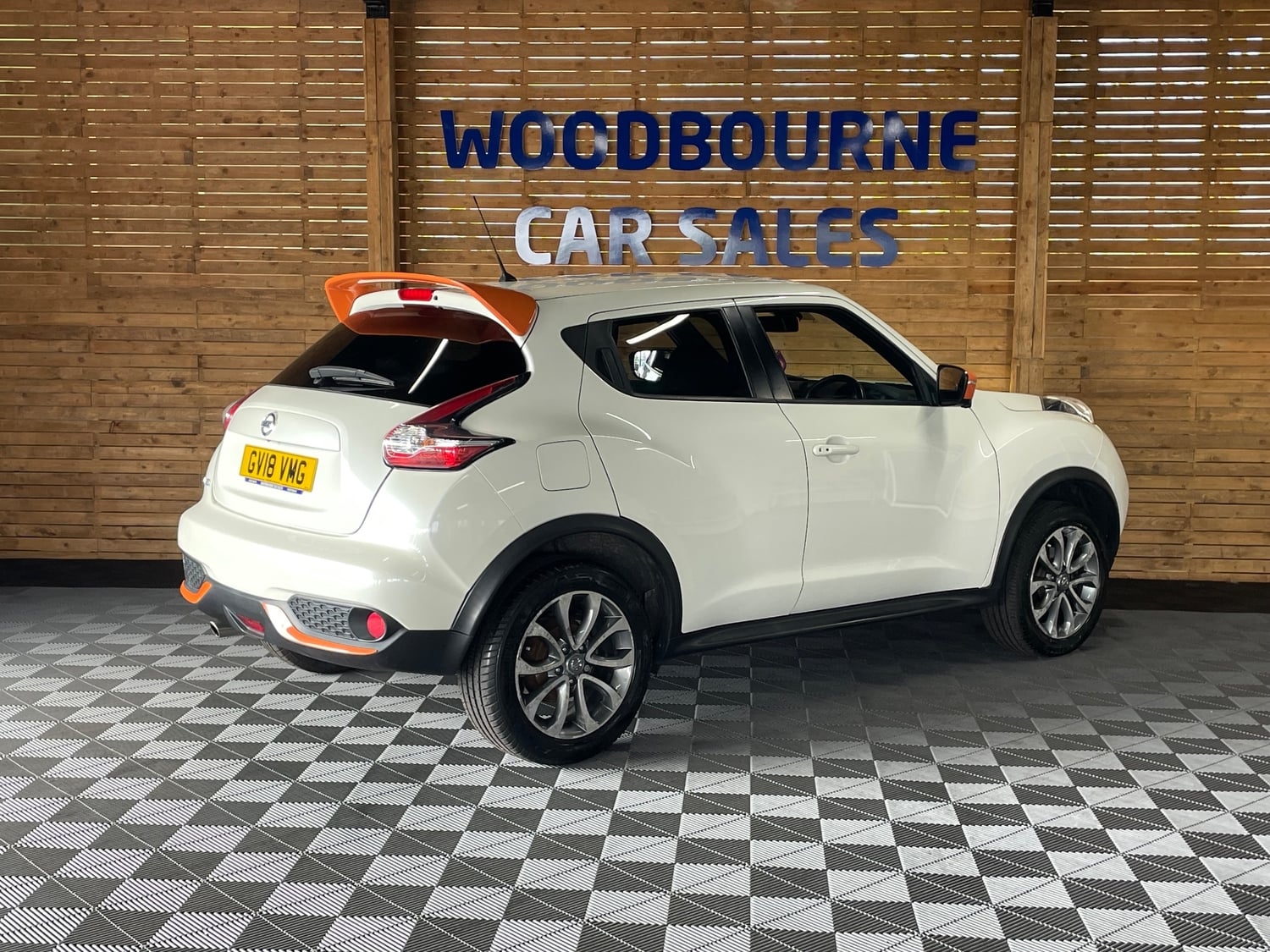 Nissan Juke 2018 - Cars in Brighton