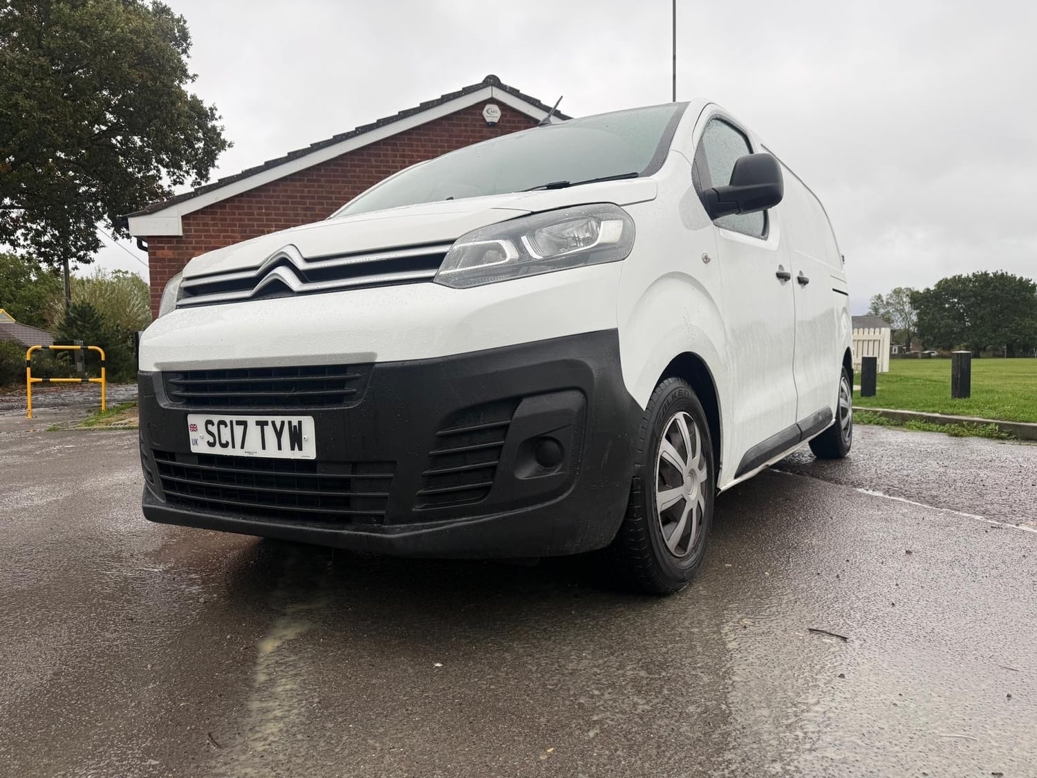 Citroen Dispatch 2017 - Vans & Commercial Vehicles in Wimborne