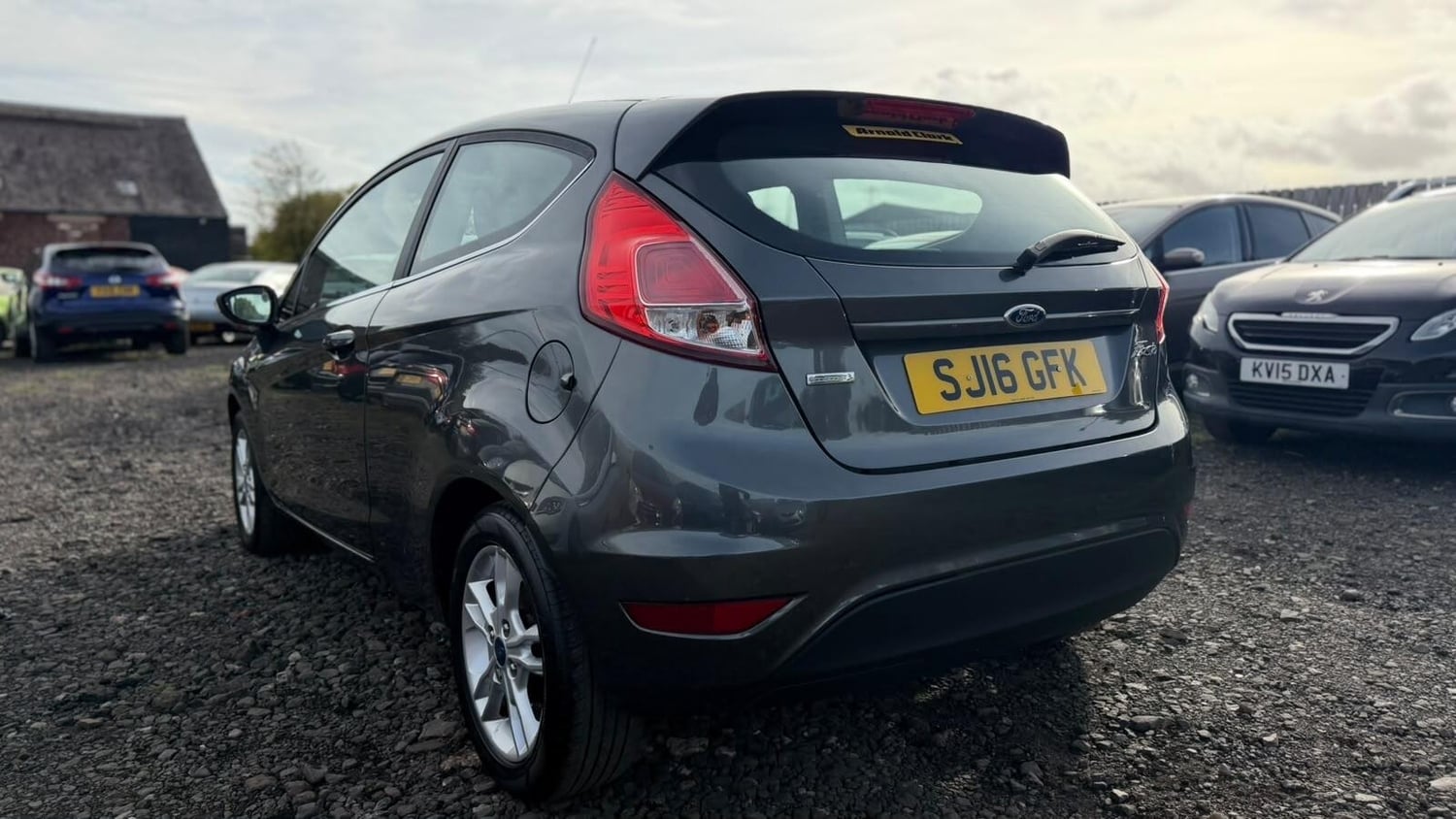 Ford Fiesta 2016 - Cars