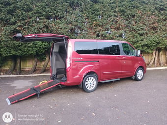 Ford Tourneo Custom 2021