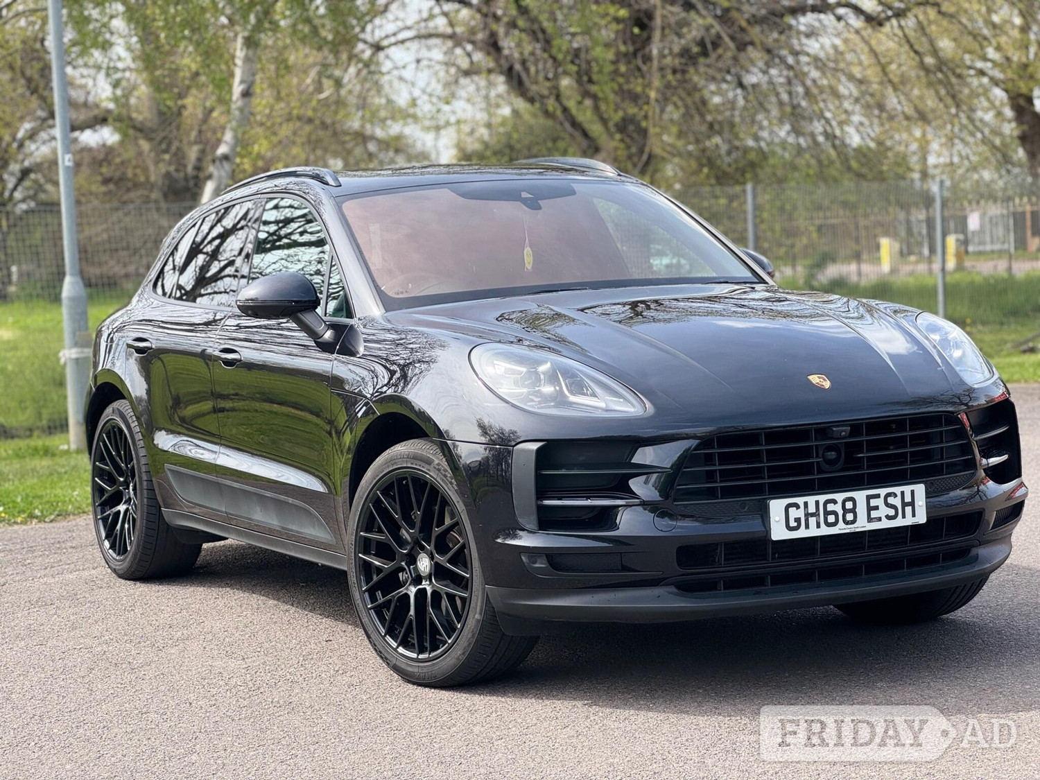 Porsche Macan 2018 in Romford