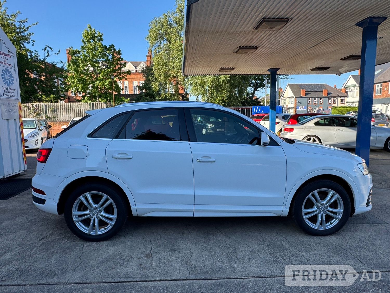 Audi Q3 2015 - Cars