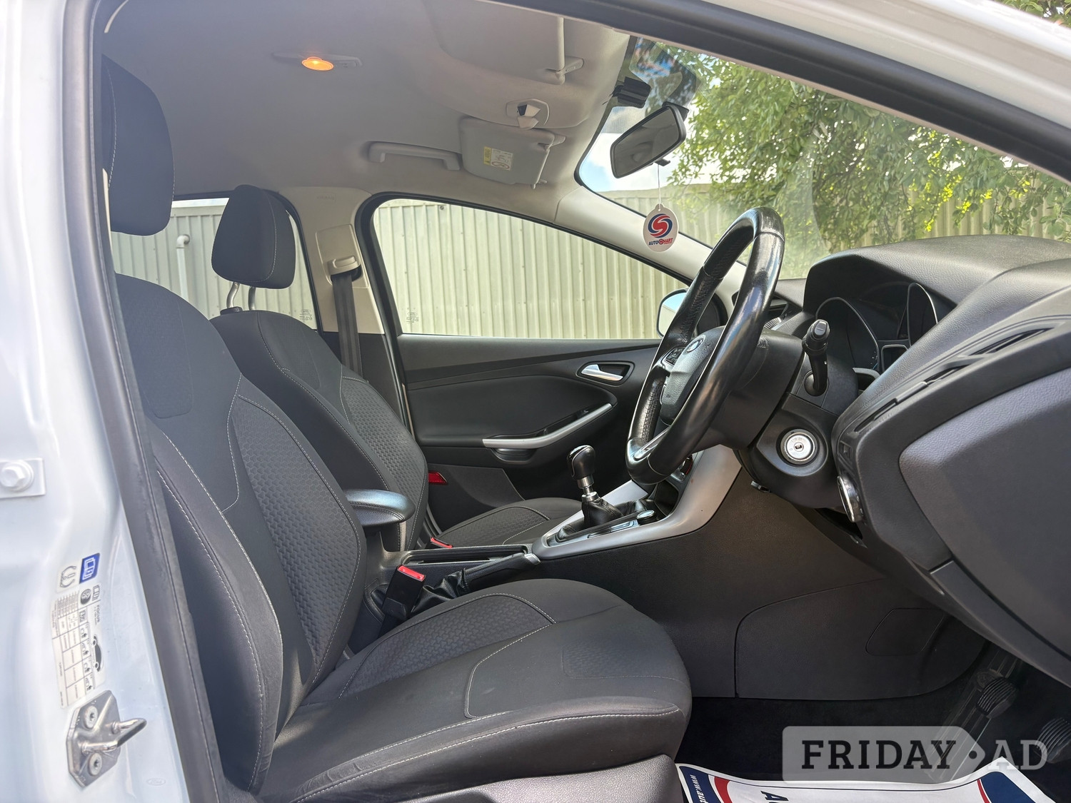 Ford Focus 2017 - Cars in Airdrie