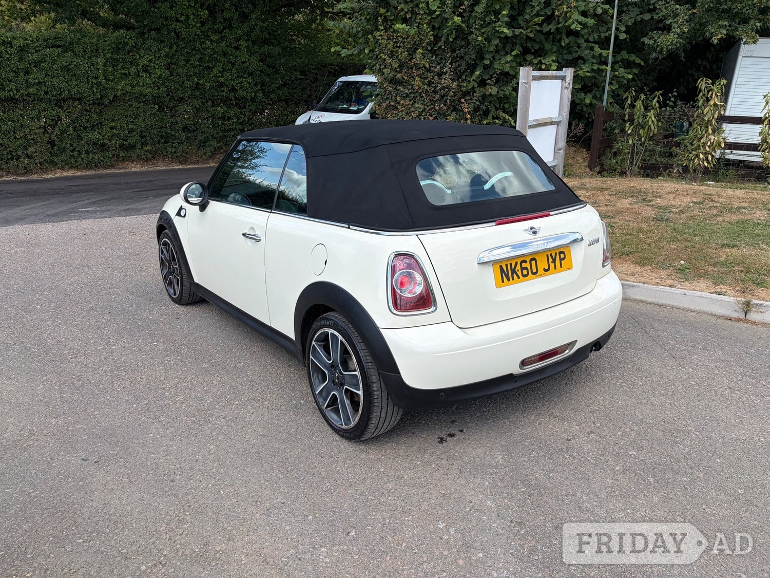 [ berth ]Mini Convertible