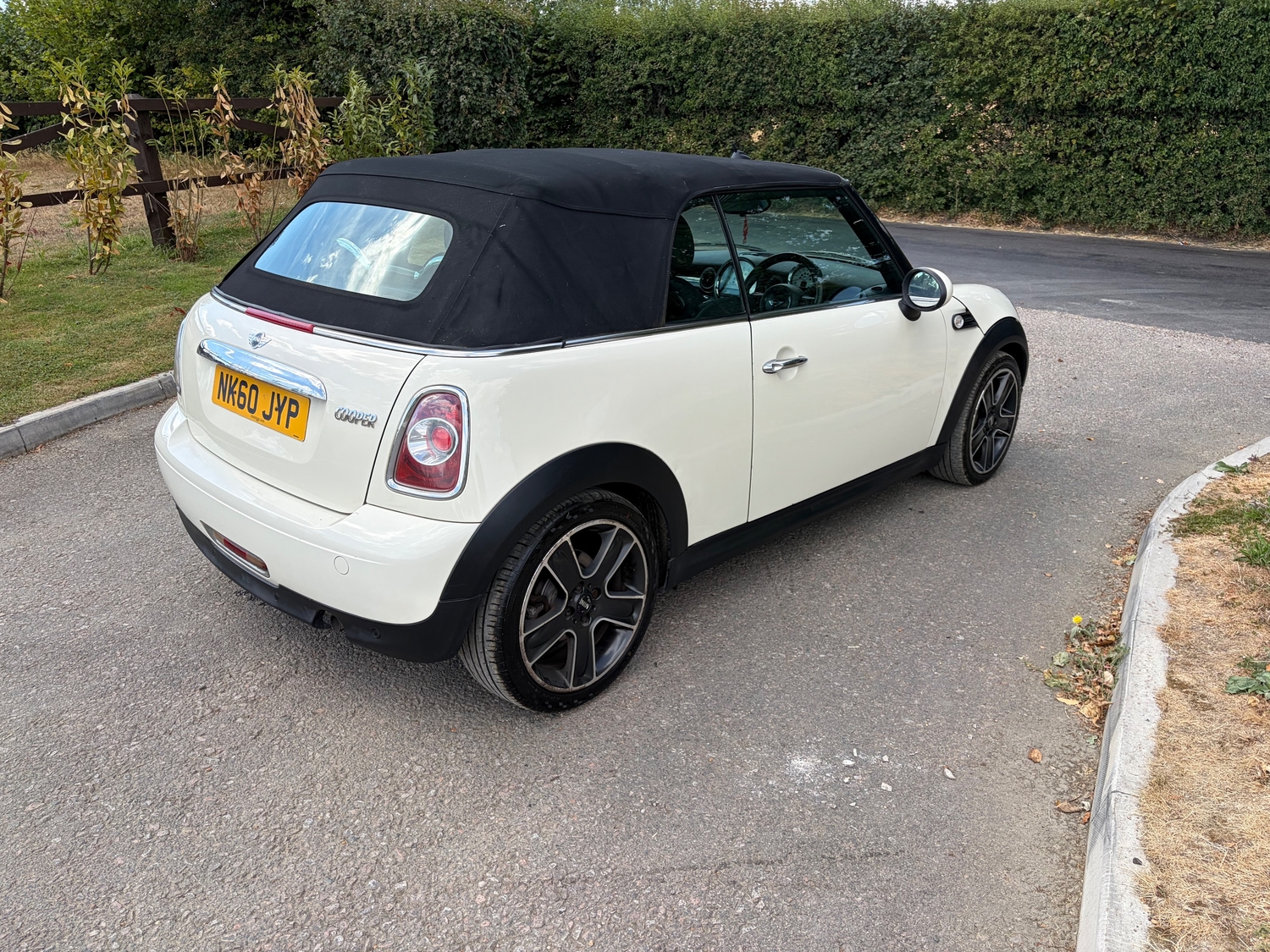 Mini Convertible 2010 - Cars in Sevenoaks