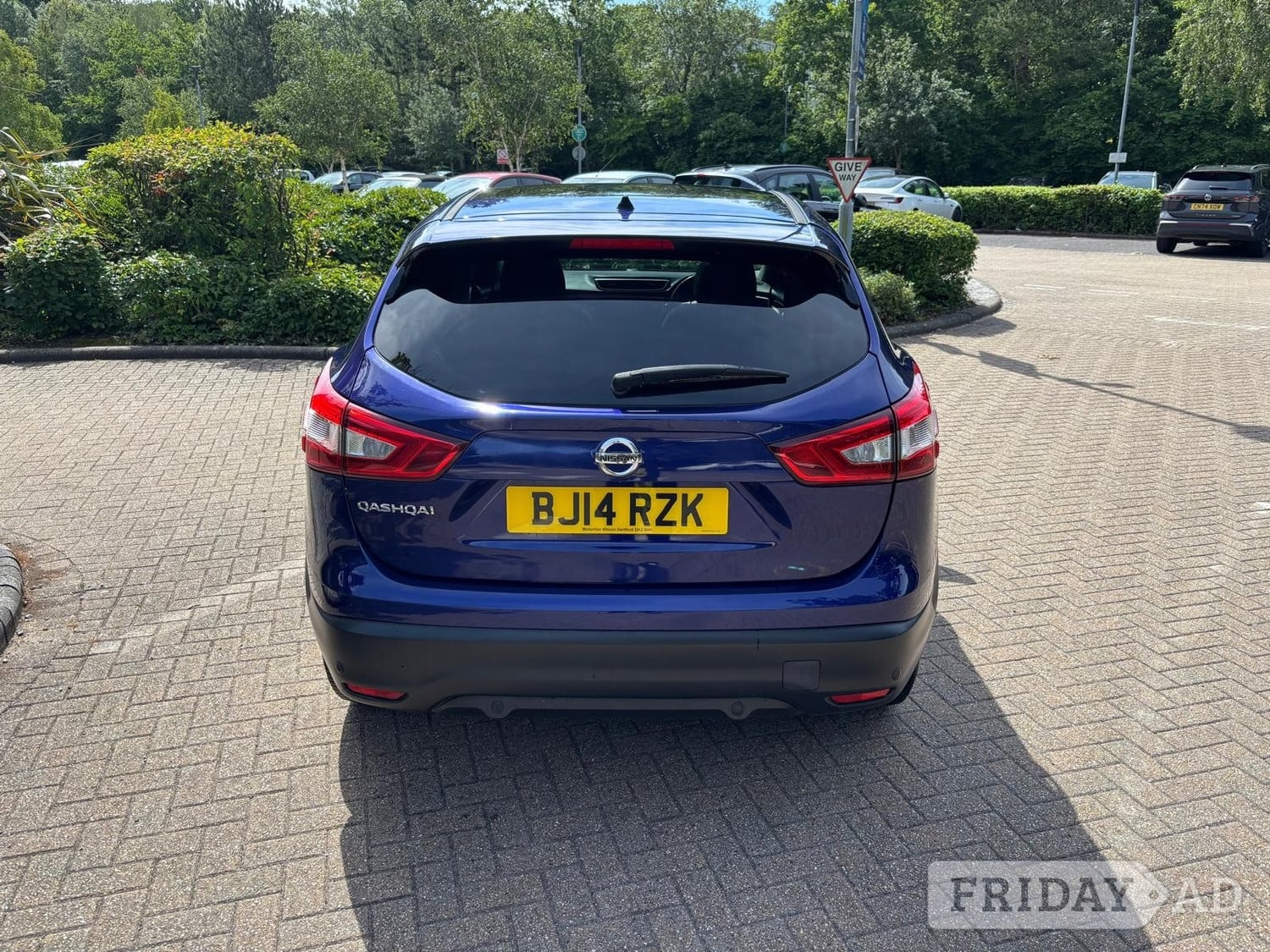 Nissan Qashqai 2014 - Cars