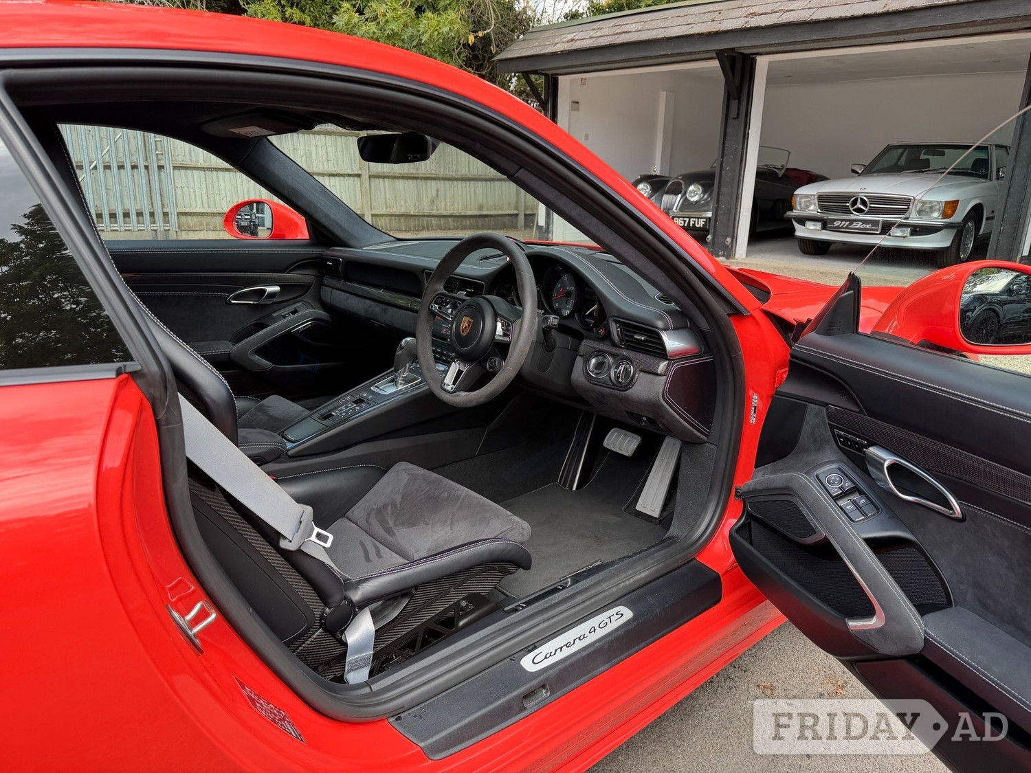 Porsche 911 2018 - Cars