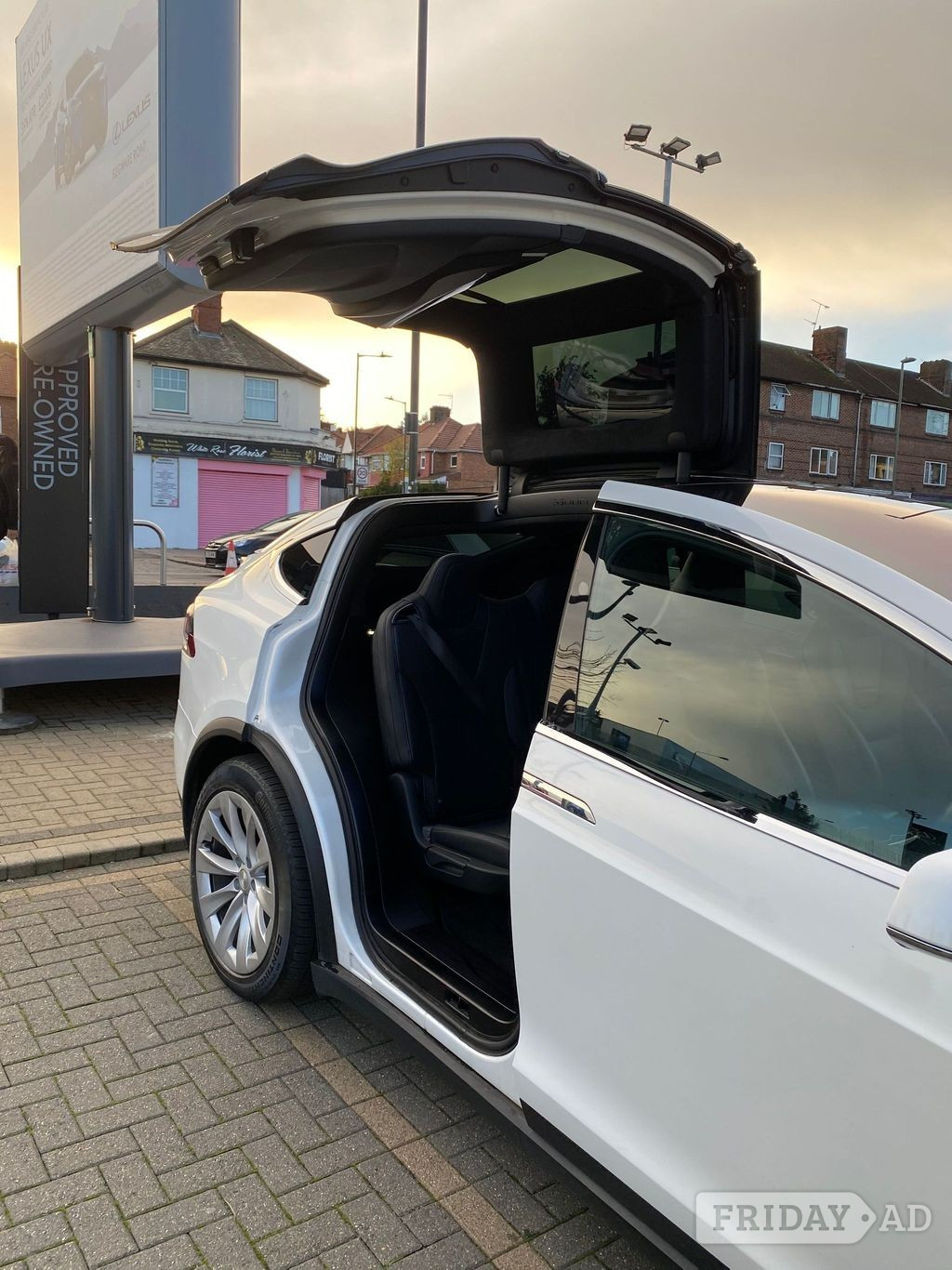 Tesla Model X 2017 - Cars