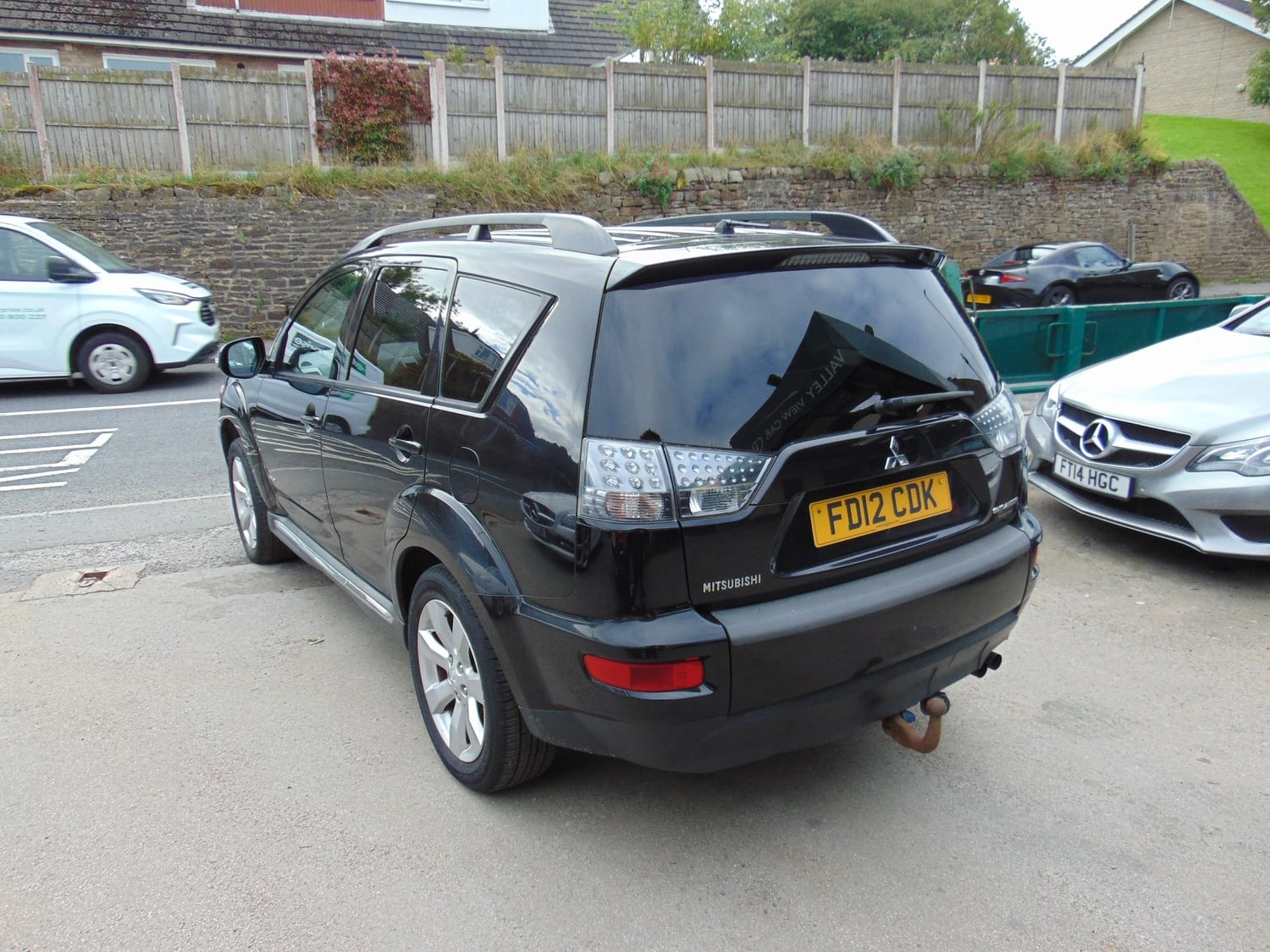 [ berth ]Mitsubishi Outlander