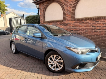 Toyota Auris 2016