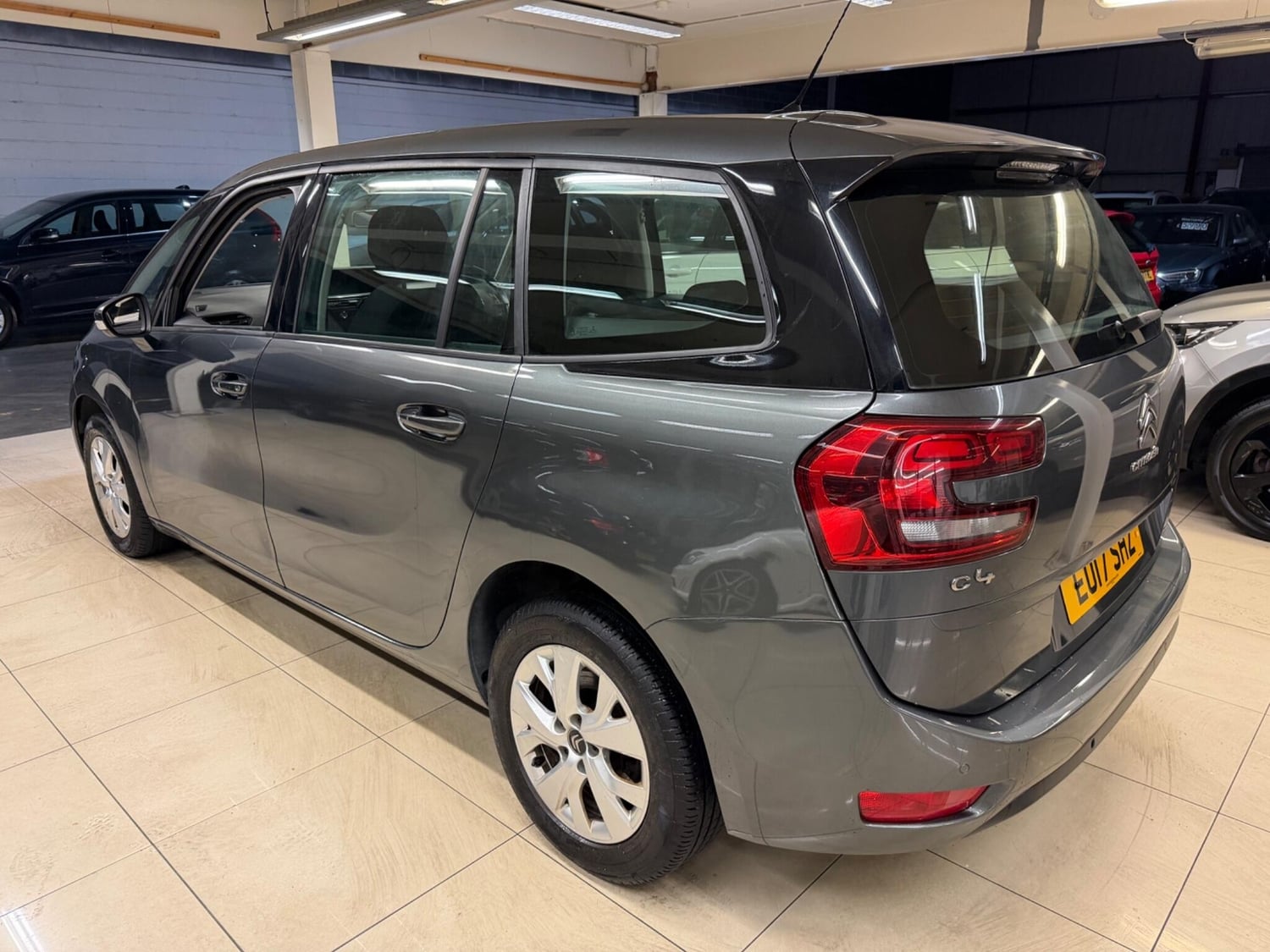 Citroen Grand C4 Picasso 2017 - Cars