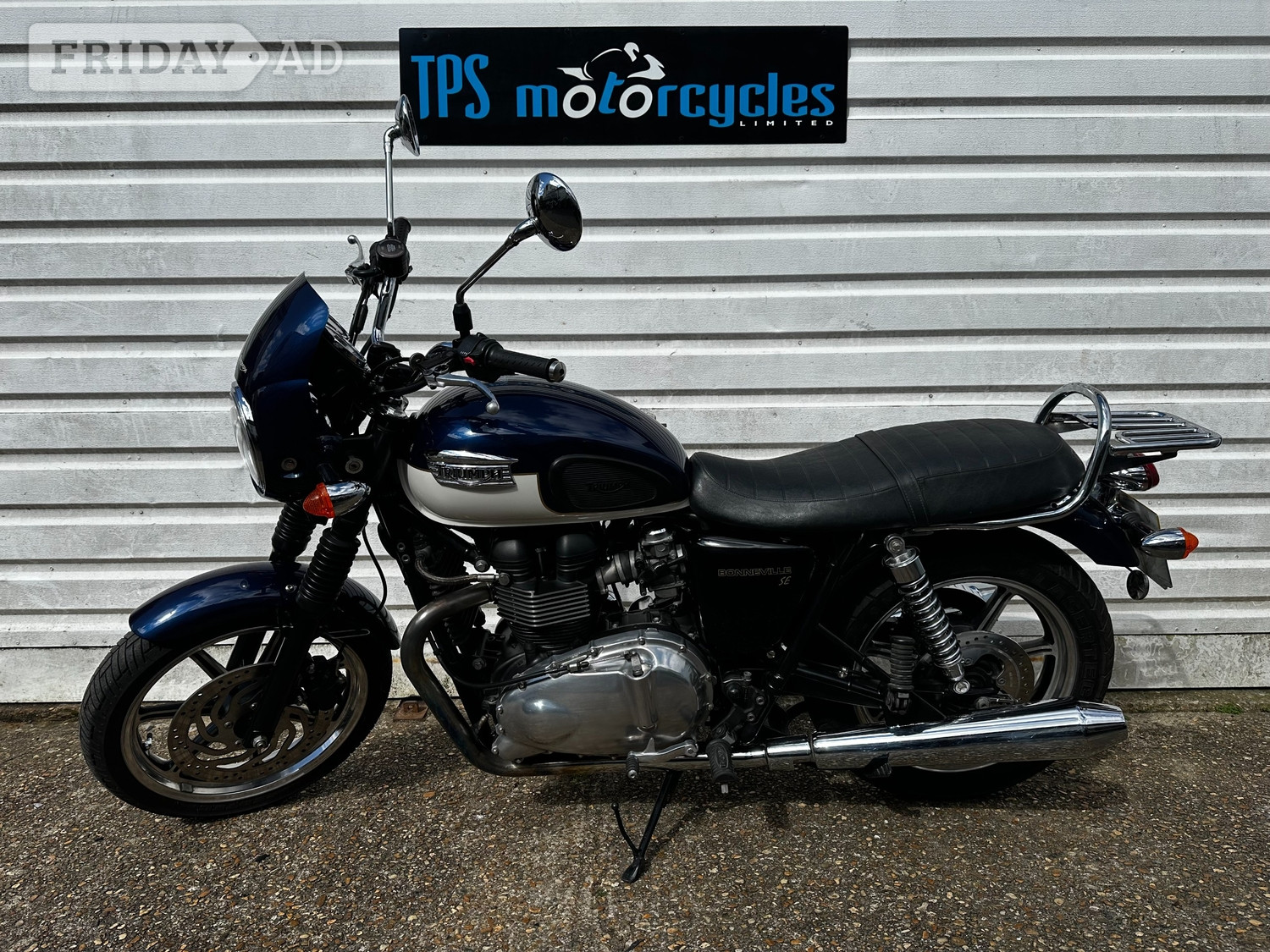 Triumph Bonneville 2010 - Motorbikes, Scooters & Quads in Eastbourne
