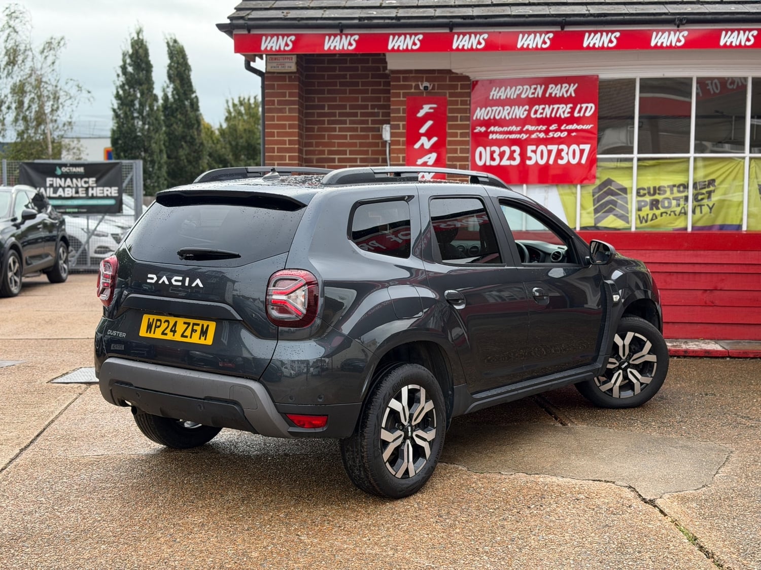 [ berth ]Dacia Duster