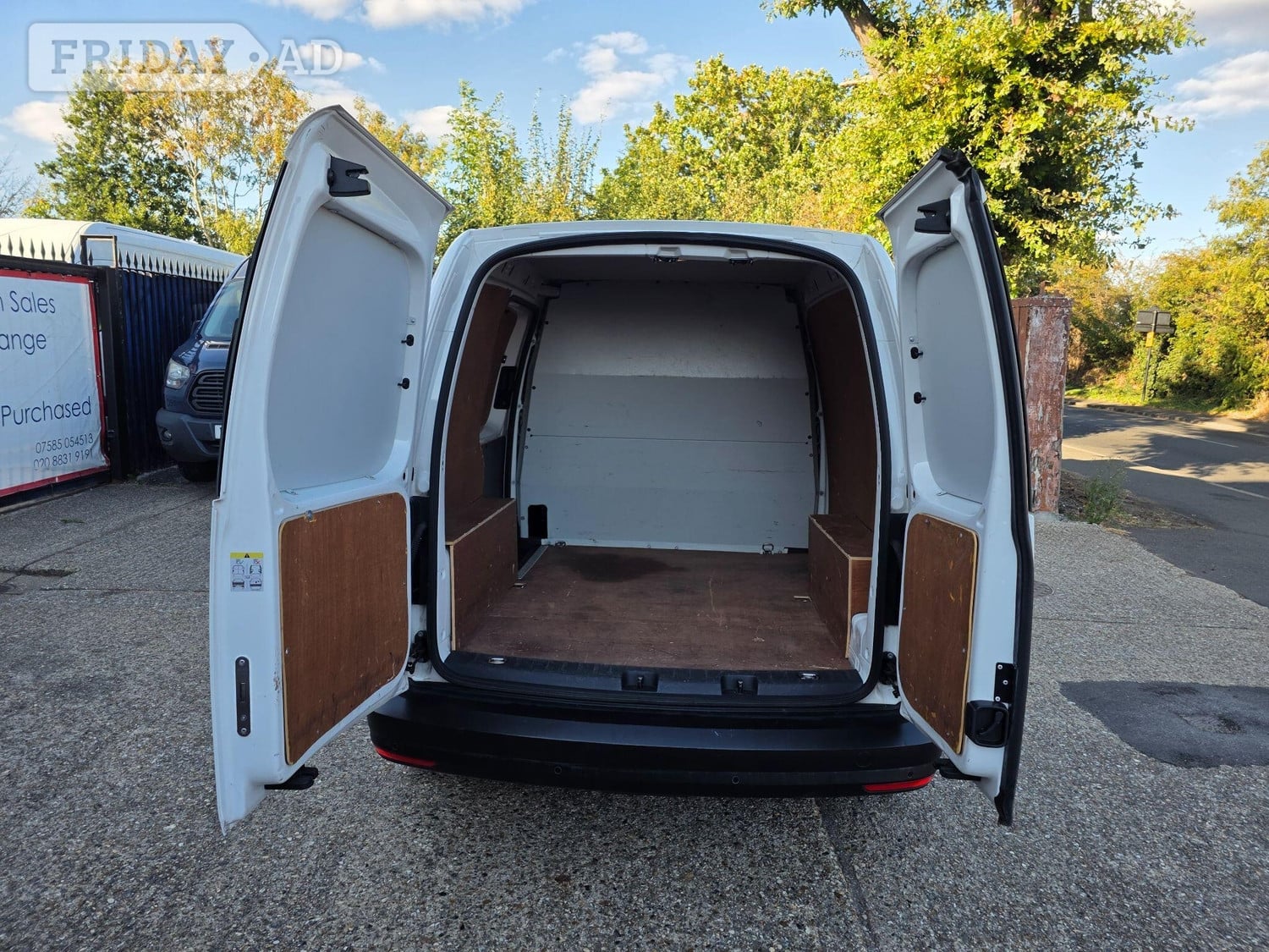 Volkswagen Caddy 2018 - Vans & Commercial Vehicles