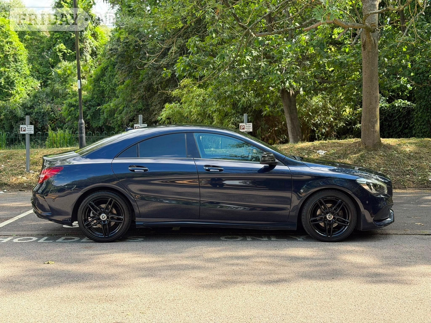 [ berth ]Mercedes-Benz CLA Class