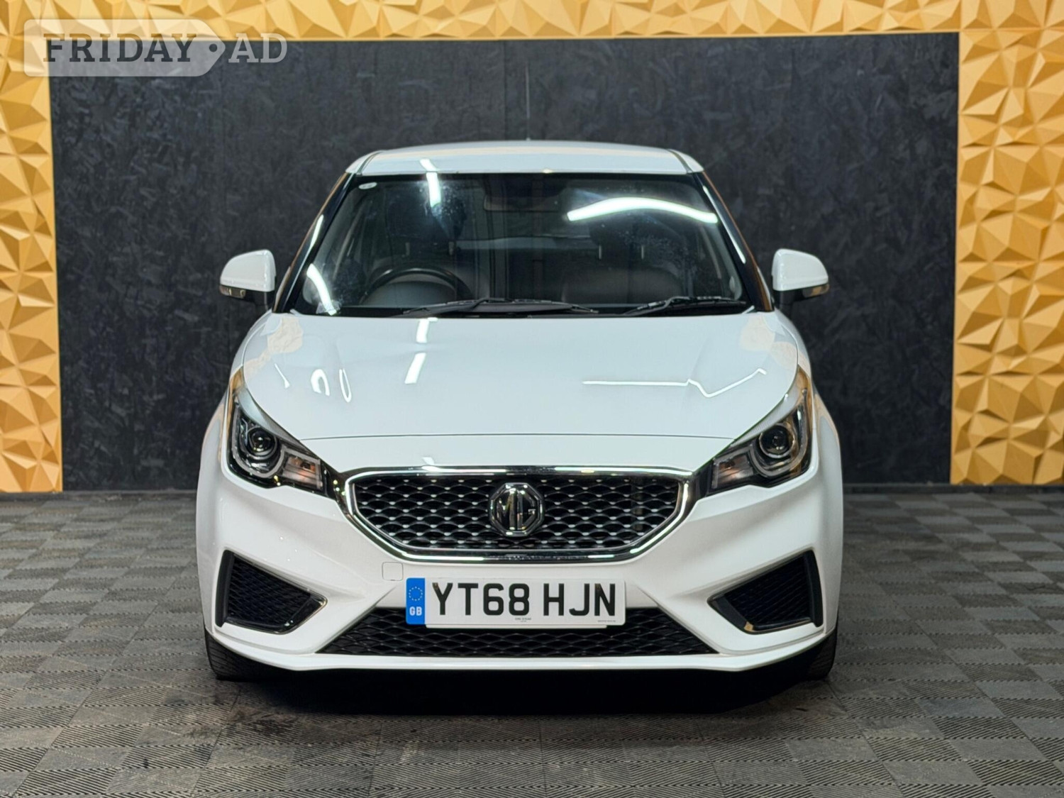[ berth ]MG MG3