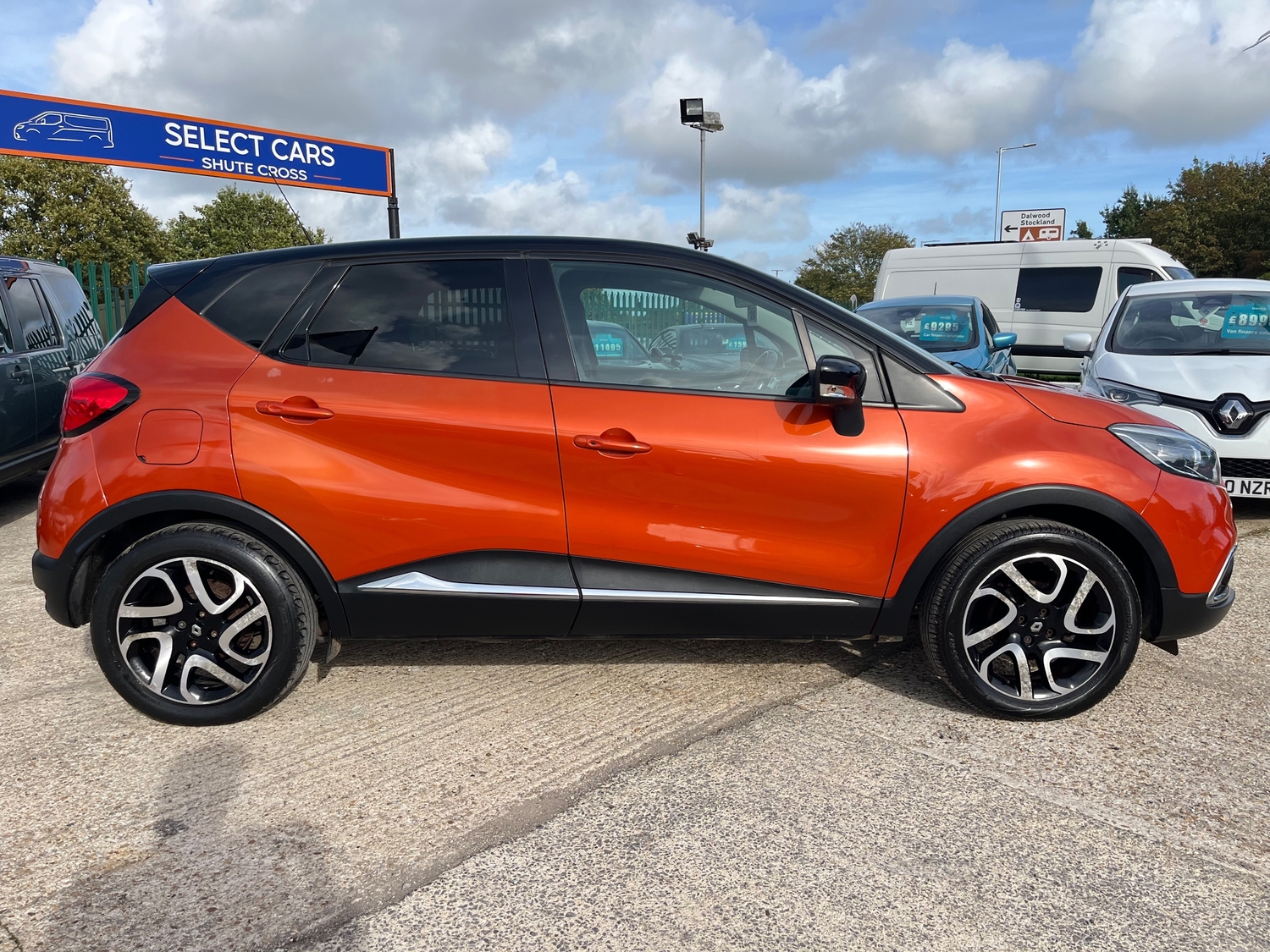 Renault Captur 2014 - Cars in Axminster