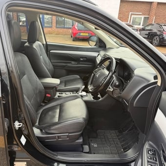 Mitsubishi Outlander 2015
