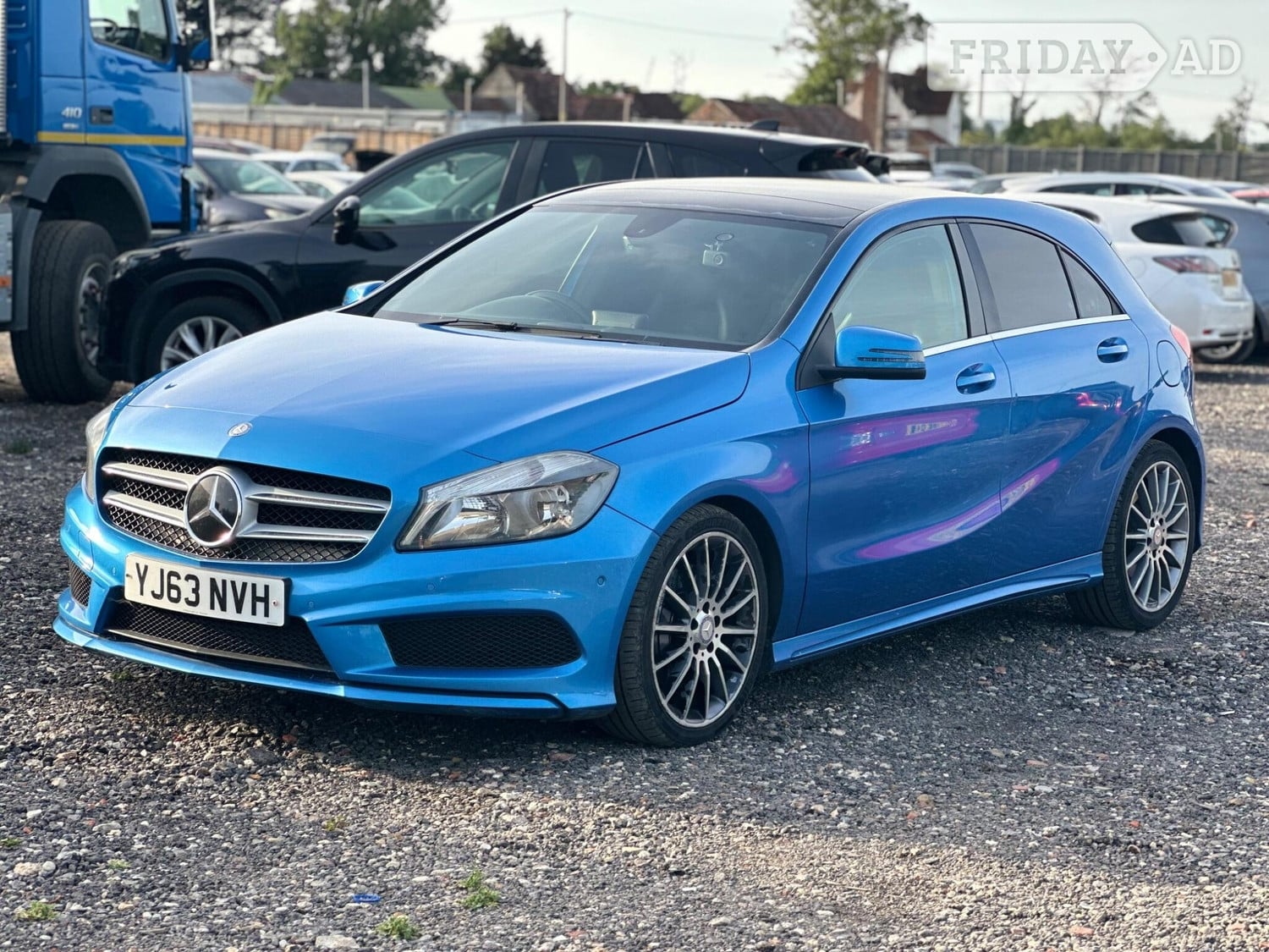 [ berth ]Mercedes-Benz A Class