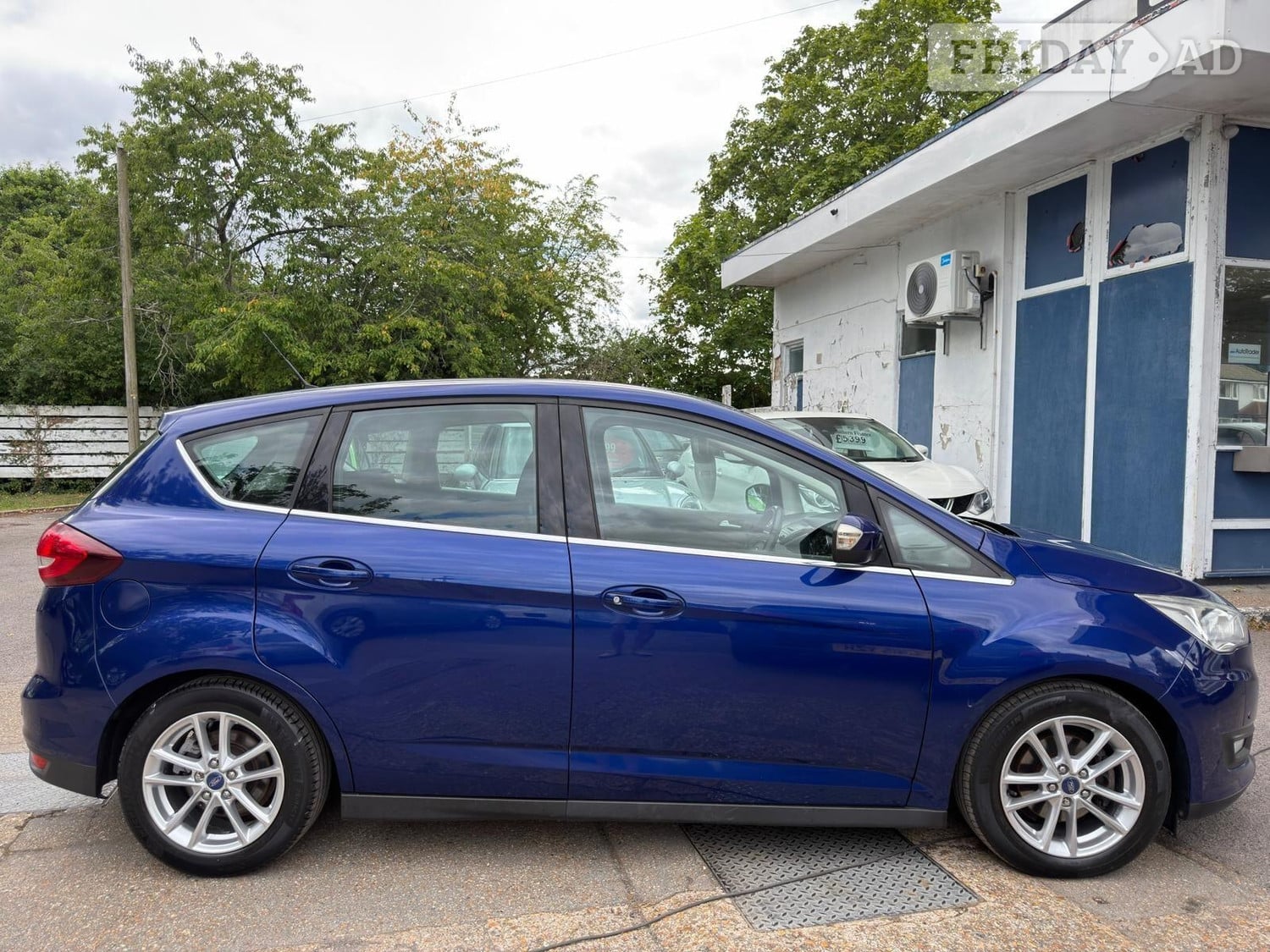 Ford C-MAX 2016 - Cars in Eastleigh